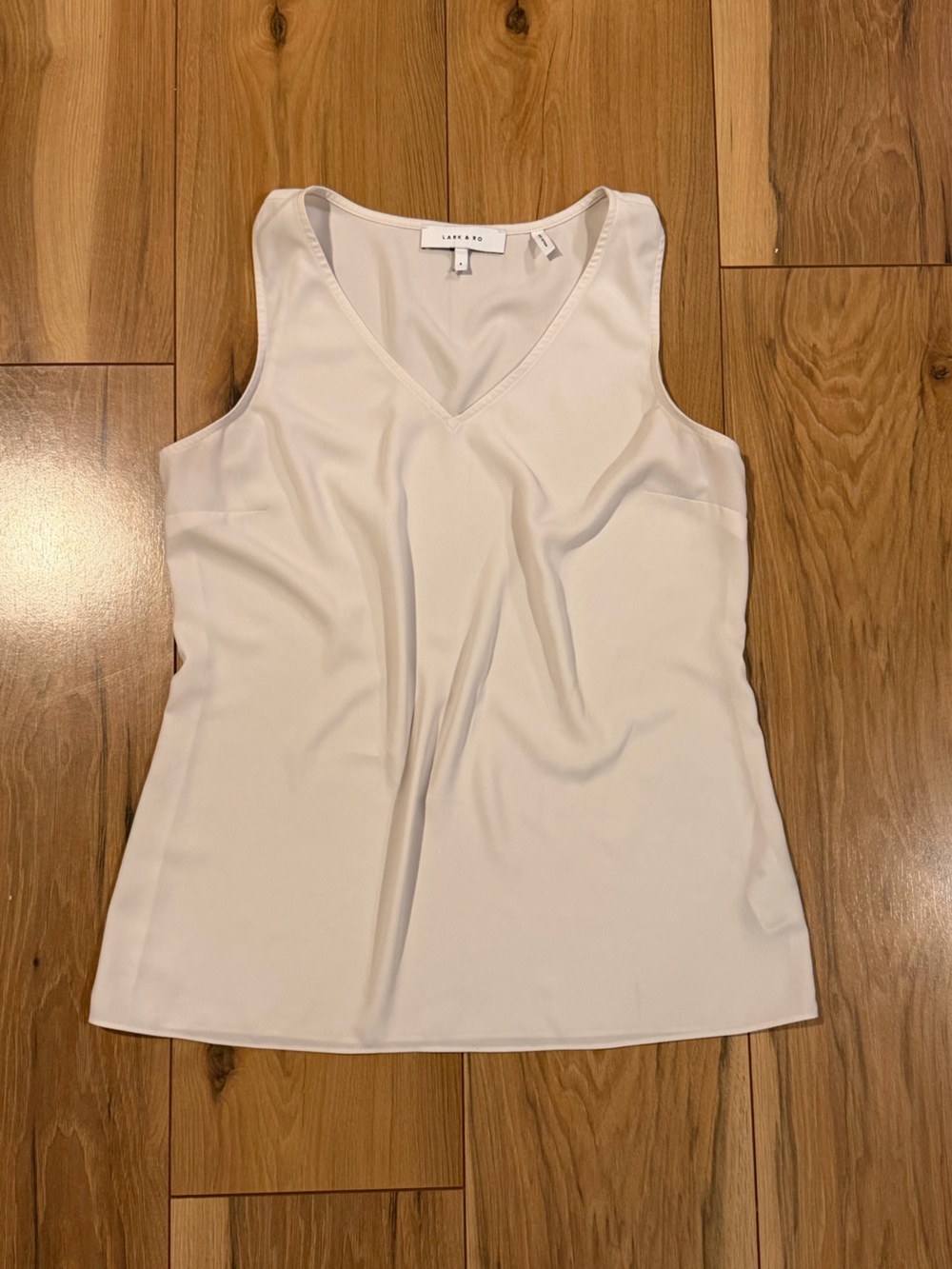 Lark & Ro Cream V Neck Blouse
